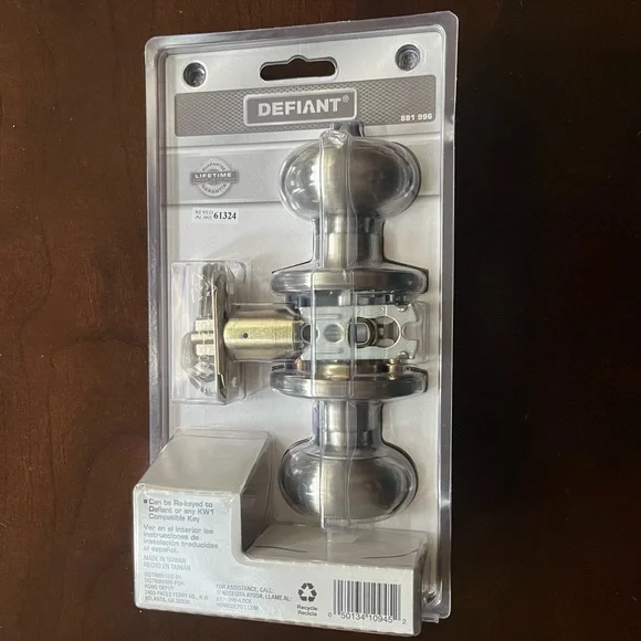 Defiant Keyed Entry Door Knob "Hartford Collection" 4 way Latch #881 996, new - Picture 3 of 6